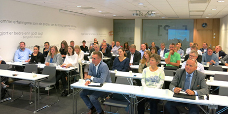 Det var bra oppmøte på seminaret på Fornebu.